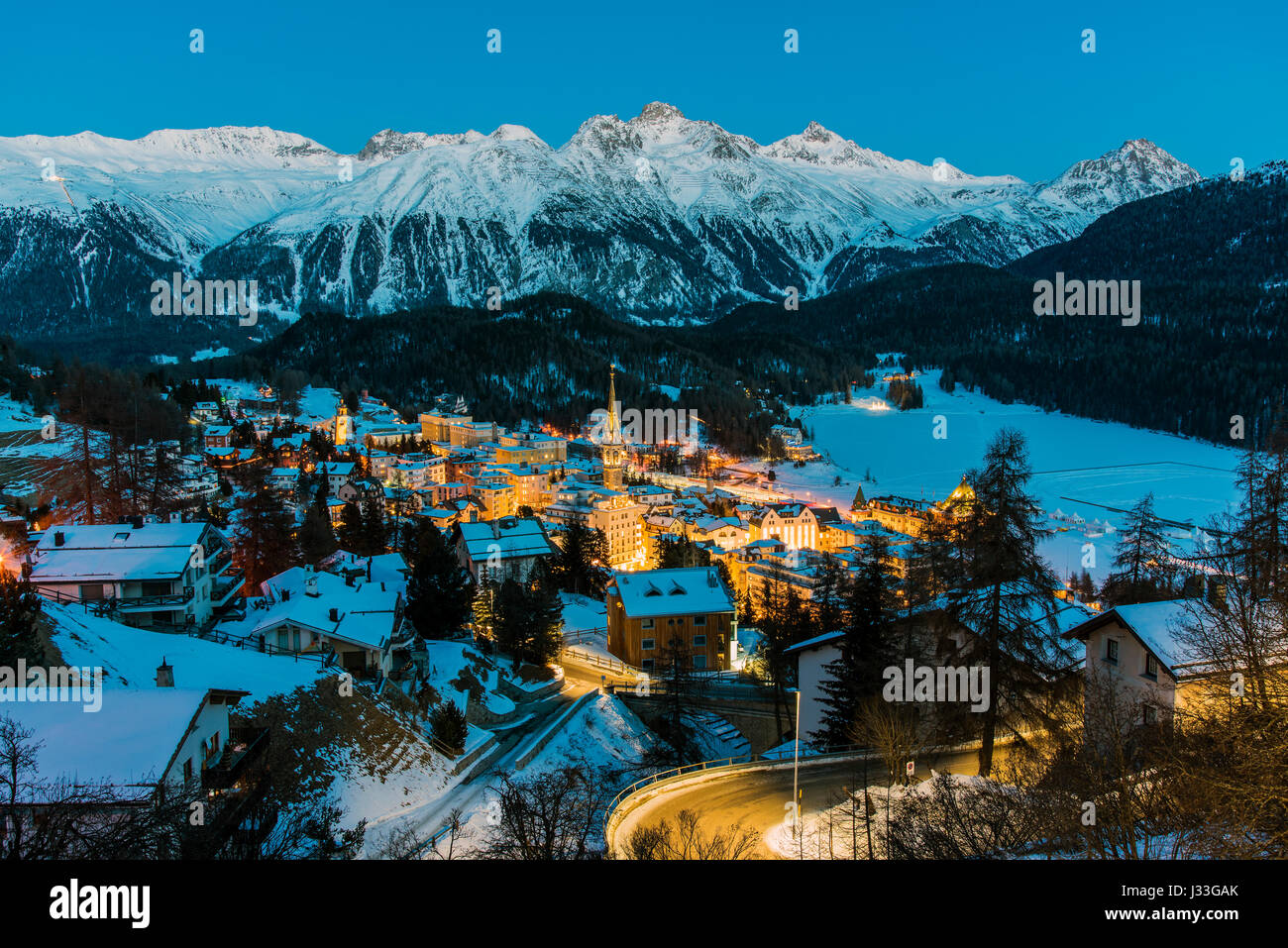 Winter-Blick von St. Moritz, Graubünden, Schweiz Stockfoto