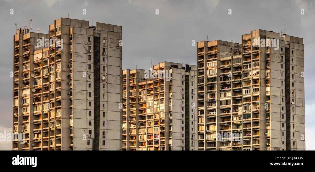 Belgrad, Serbien - Sozialrealismus Stil konkrete Wohngebäude aus der jugoslawischen kommunistischen Ära Stockfoto