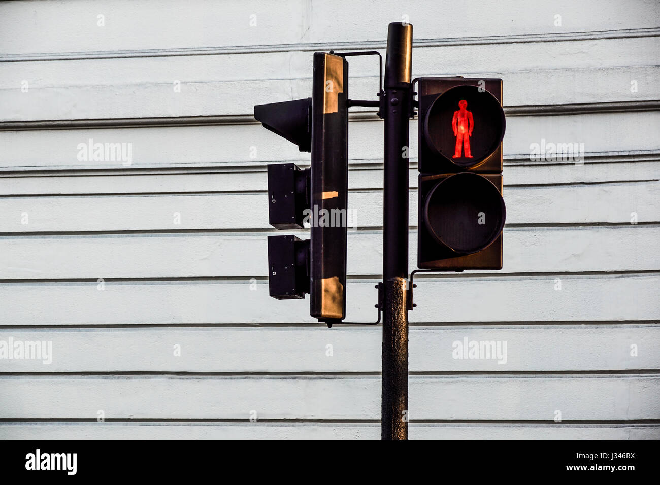 Rote Ampel für Fußgänger Stockfoto