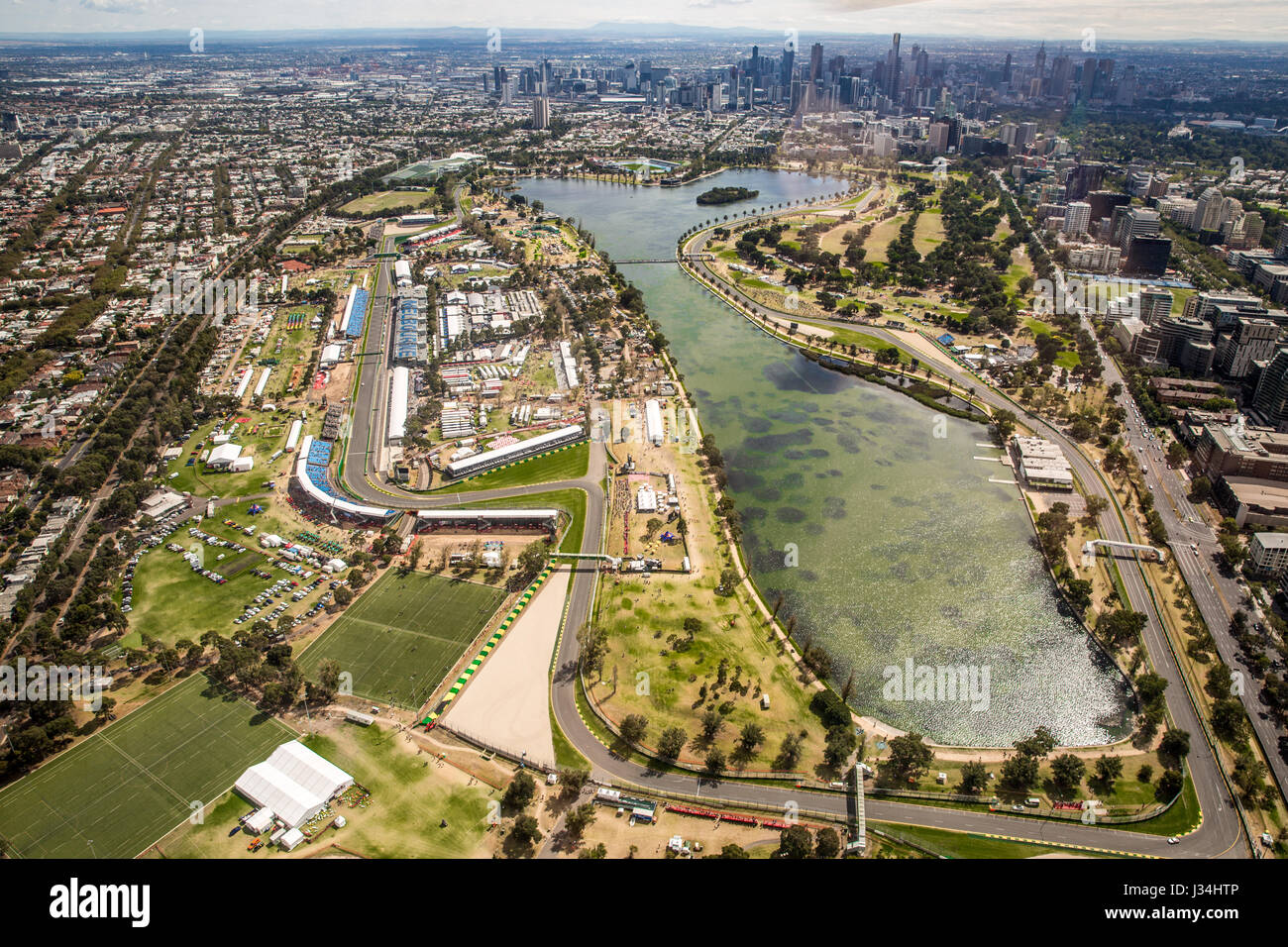 Luftbild von der Albert Park Rennen verfolgen bei der 2017 Australian Formula One Grand Prix Stockfoto