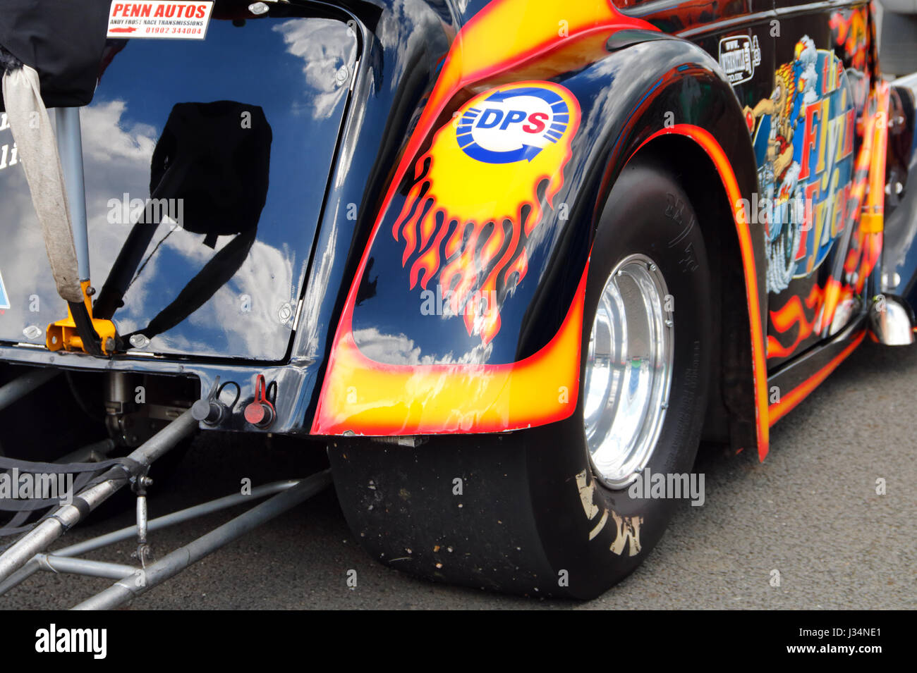 Ein Hot Rod auf dem Santa Pod Raceway in England Stockfoto