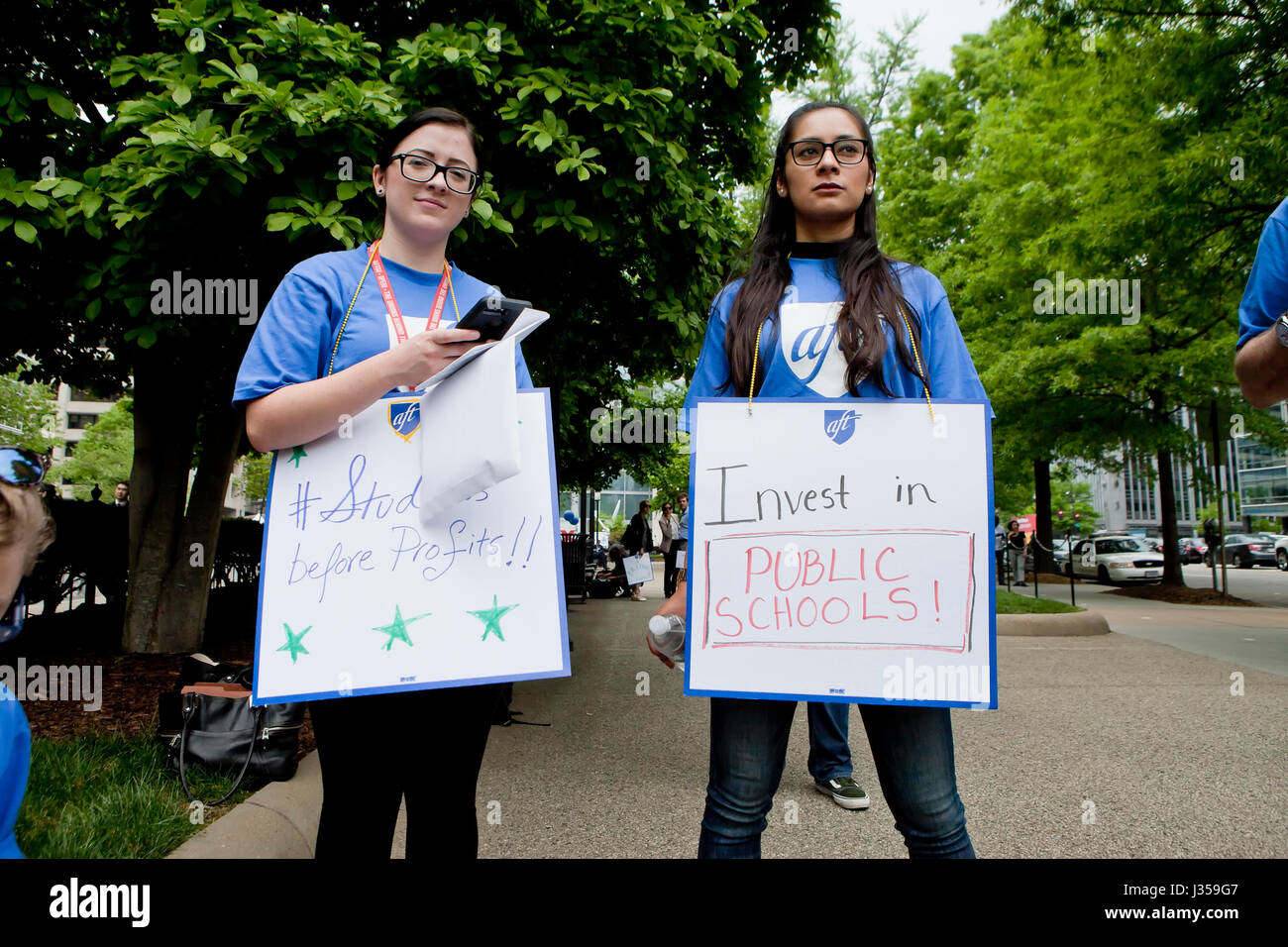 April 21, 2017, Washington, DC, USA: Mitglieder der AFT (amerikanische Vereinigung der Lehrer) Rallye in die Unterstützung der öffentlichen Bildung und gegen Brücke Akademien Stockfoto