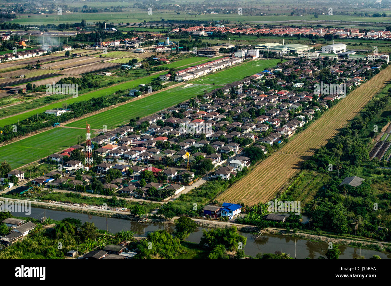 Gehäuse und Land Entwicklung Luftaufnahmen in Asien Stockfoto