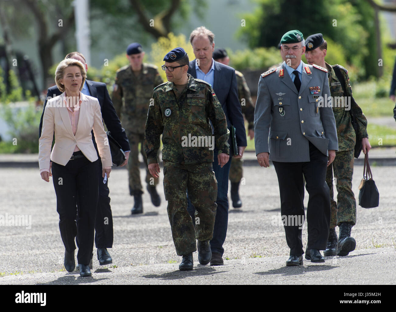 War ein deutscher general und stabsoffizier -Fotos und -Bildmaterial in ...