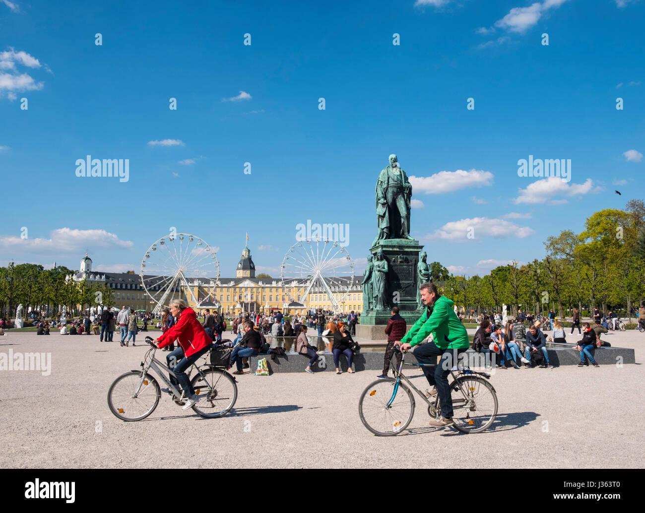 Schloss Karlsruhe oder Karlsruhe Schloss in Karlsruhe, Baden-WŸrttemberg, Deutschland Stockfoto