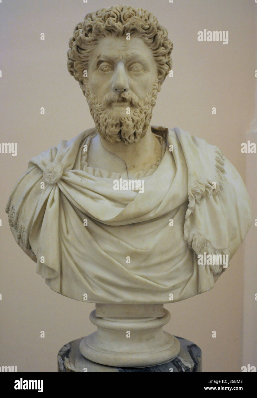 Marcus Aurelius (121-180 n. Chr.). Kaiser von Rom von 161 bis 180.  Antonine Dynastie. Büste. 170-180 N. CHR.. Nationales Archäologisches Museum. Neapel. Italien. Stockfoto