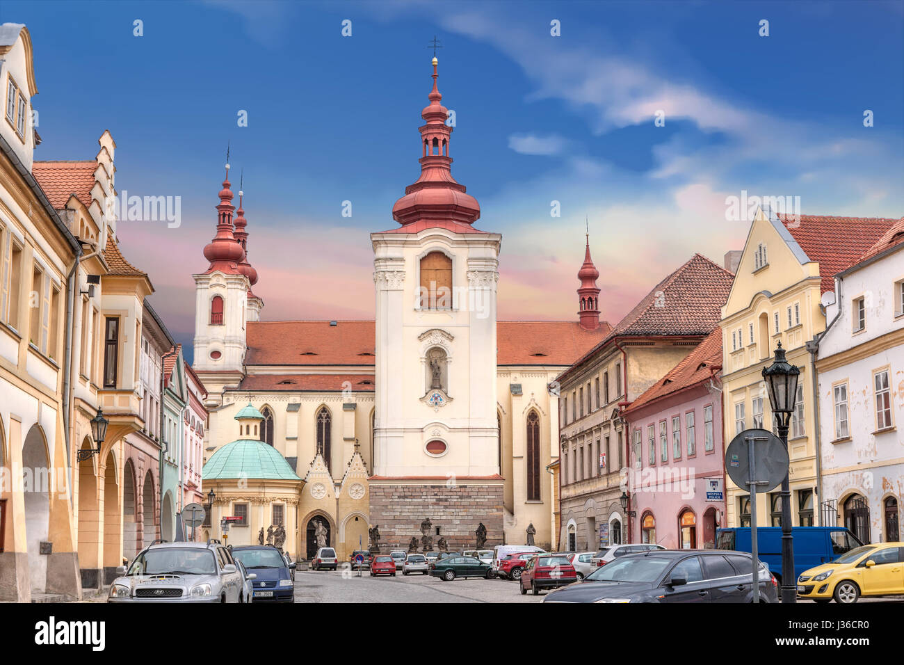 Kirche der Himmelfahrt der Jungfrau Maria, Zatec, Nord-Böhmen, Tschechische Republik, Europa Stockfoto