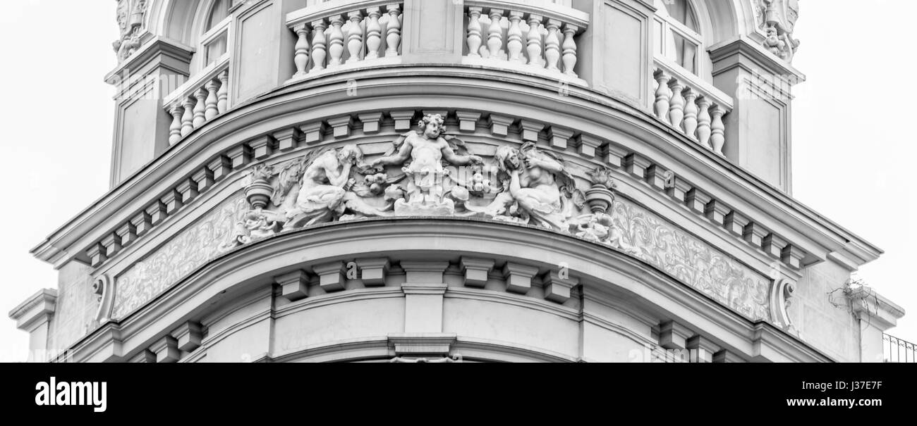 Madrid, Spanien. 21. März 2017. Fassade des Hotel de Las Letras Gebäude in Gran Via 11 Build 1917 vom Architekten Cesareo Iradier Stockfoto