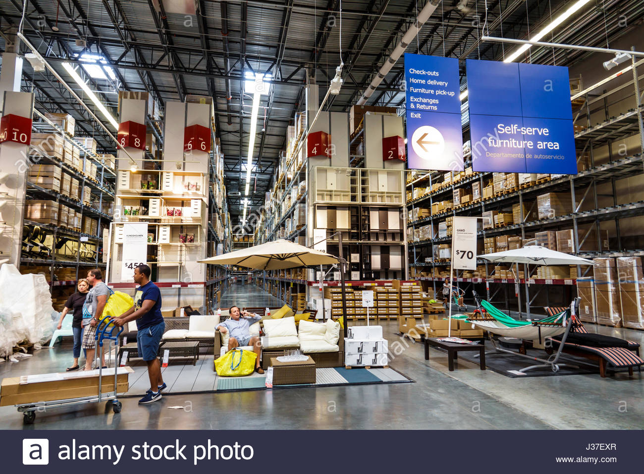 Miami Florida Ikea Store Handler Mobel Wohnaccessoires Einkaufen