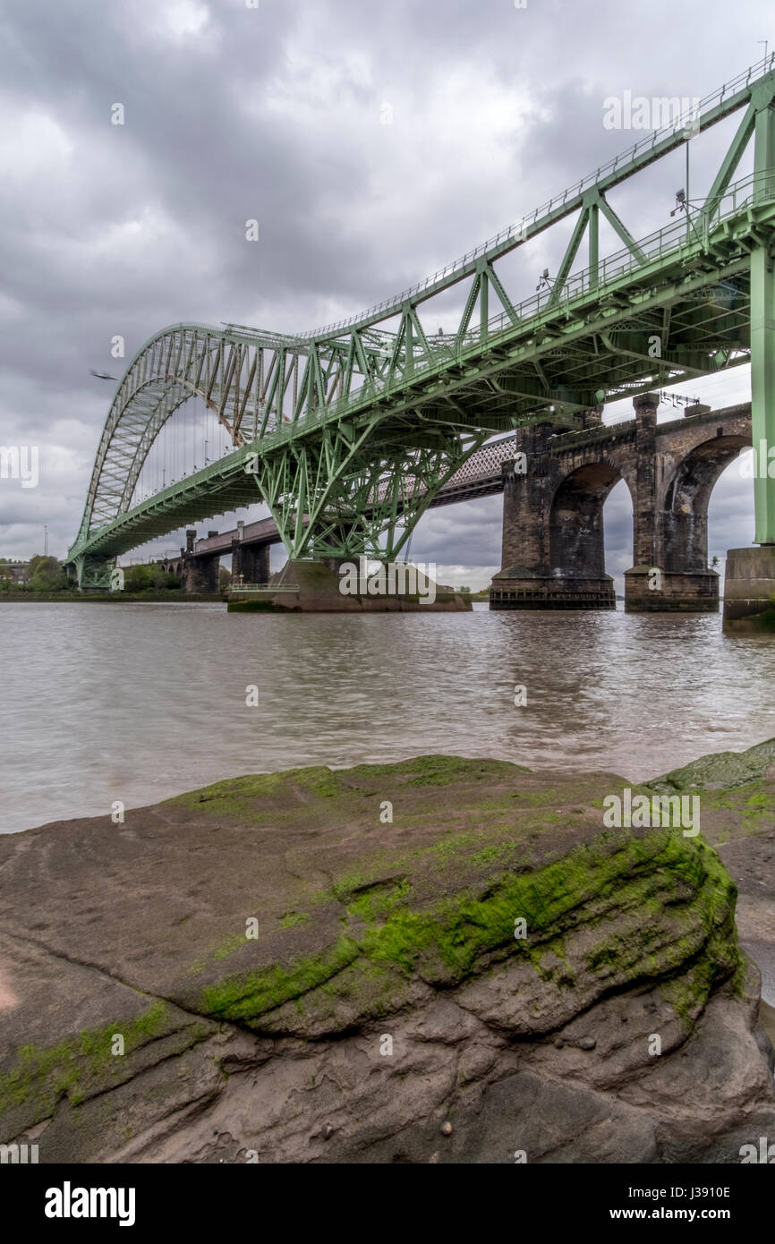 Runcorn Bridge. Stockfoto