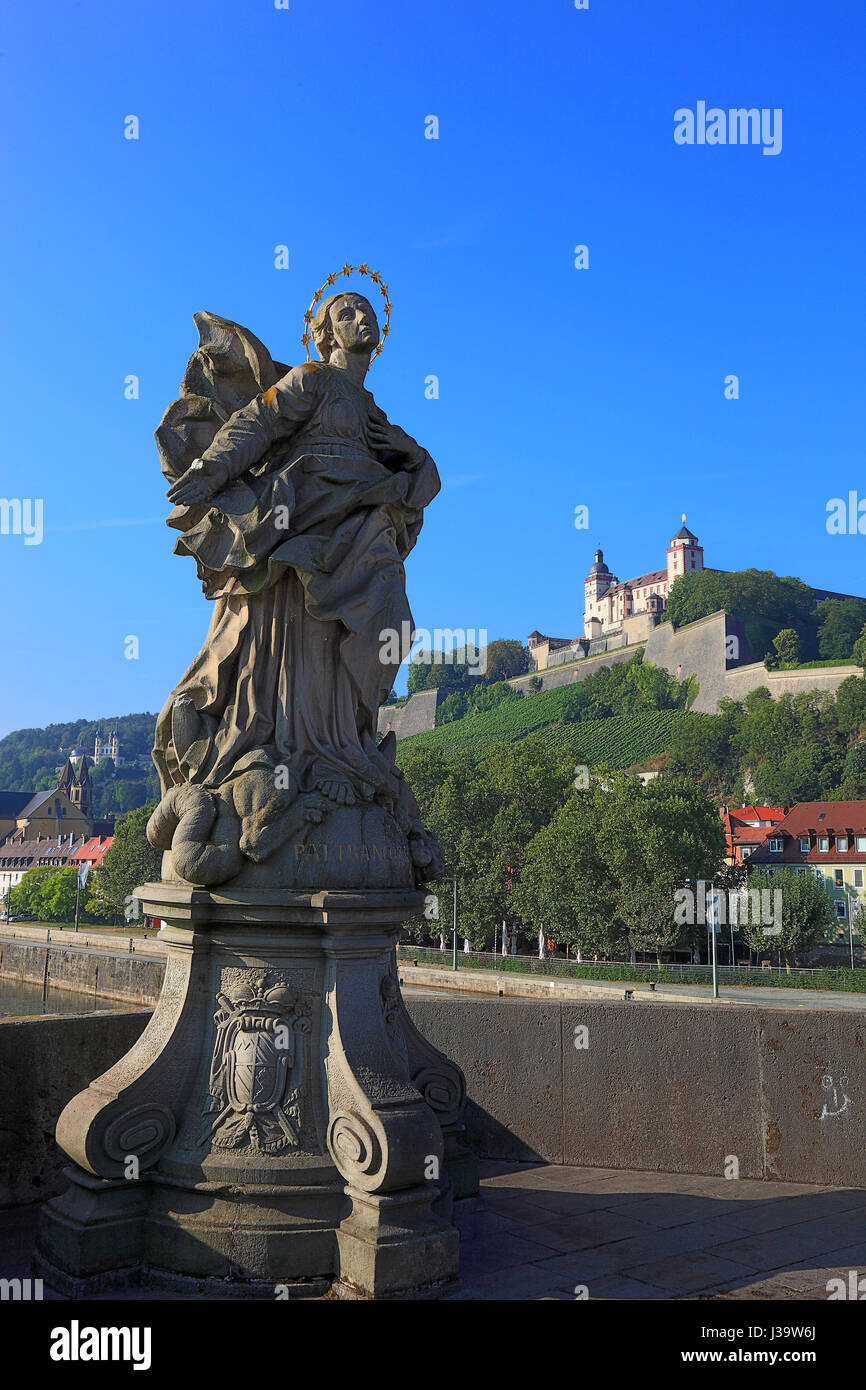 Gibt Es Menschen Die Als Jungfrau Sterben Deutschland, Unterfranken, Stadt Wuerzburg, Festung Marienberg Und