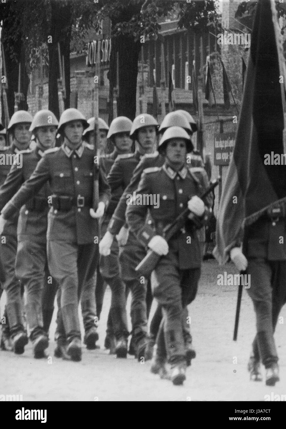 Soldaten der nationalen Volksarmee Stockfoto