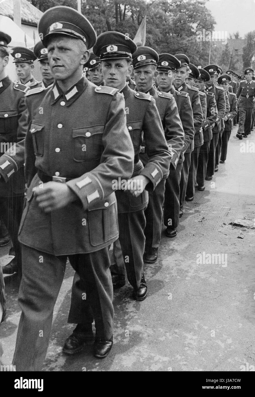 Soldaten der nationalen Volksarmee Stockfoto