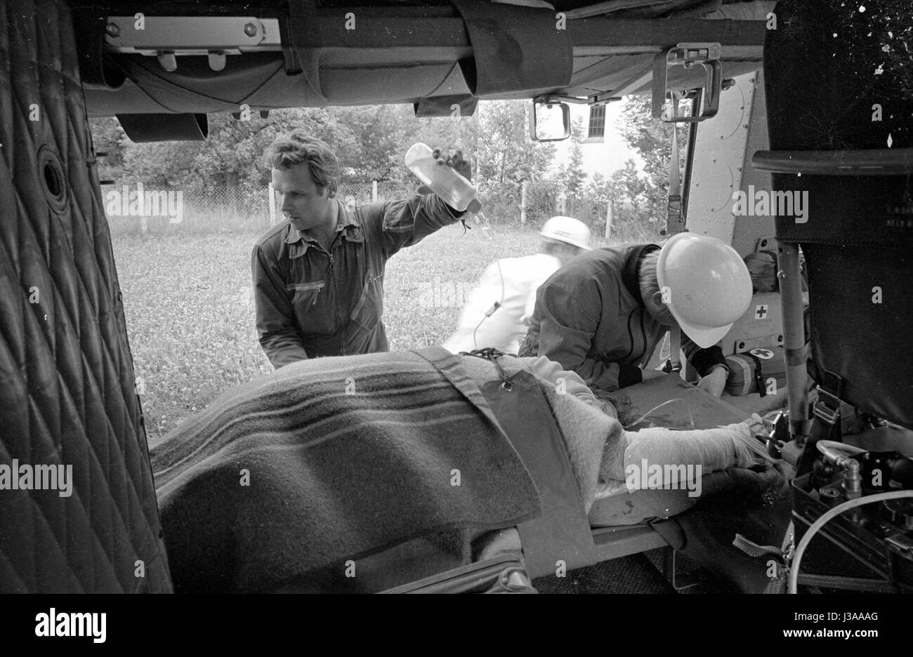 Ein Opfer ist bereit für den Transport, 1970 gemacht Stockfoto