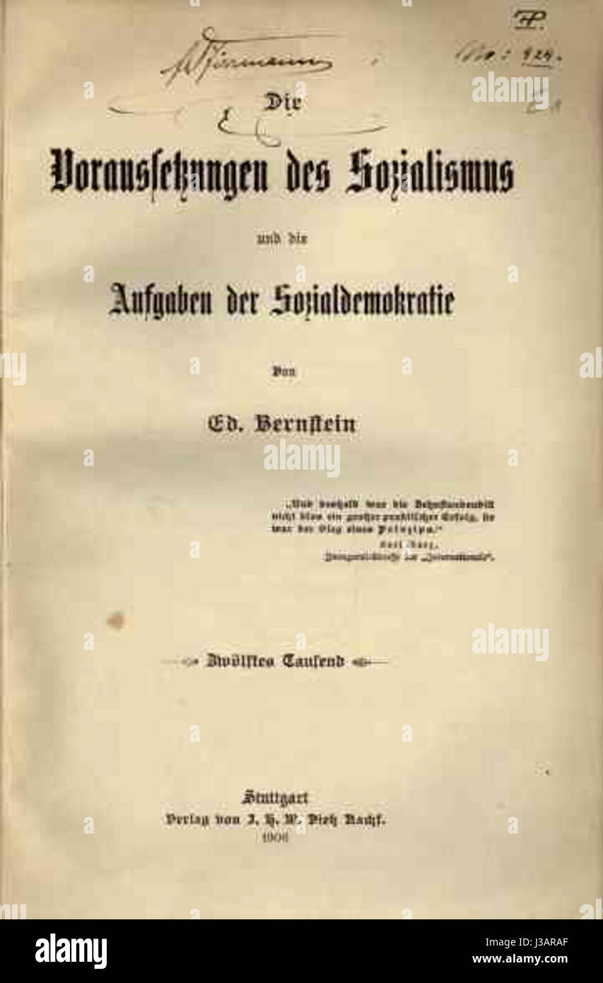 Diese Arbeit untersucht die Voraussetzungen für den Sozialismus und die Aufgaben der Sozialdemokratie. Sie erforscht die politische Theorie und die Rolle des demokratischen Sozialismus bei der Gestaltung der Gesellschaft. Stockfoto