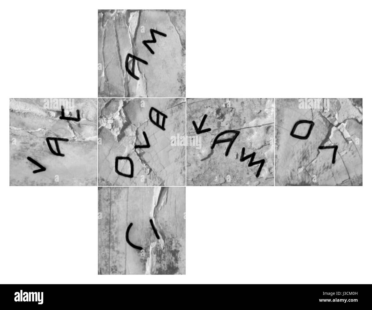 Etruskischer Würfel von Tuscania 1 Stockfoto