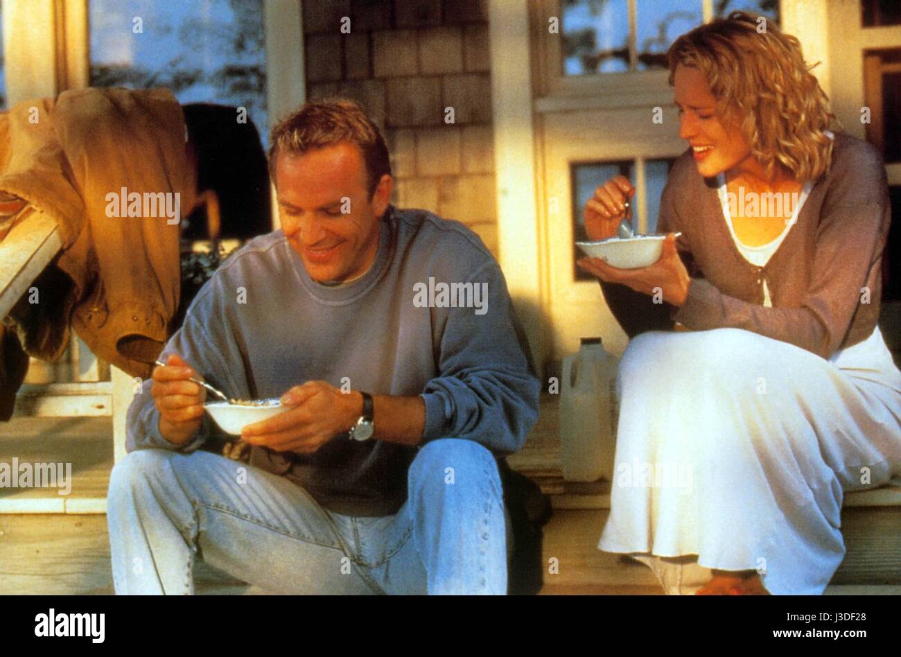 Nachricht in einer Flasche-Jahr: 1999 USA Robin Wright Penn, Kevin Costner Regie: Luis Mandoki Stockfoto