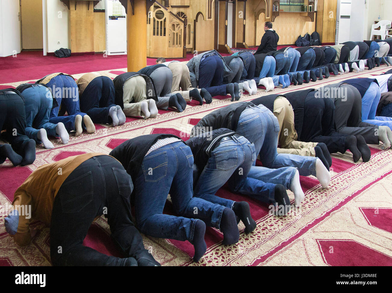 Freitagsgebet in der Moschee Berlin Stockfoto