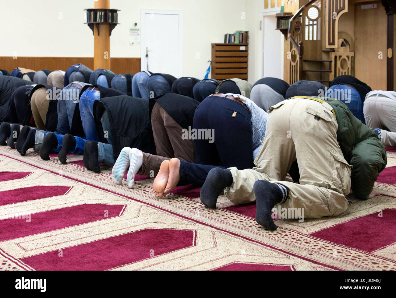 Freitagsgebet in der Moschee Berlin Stockfoto