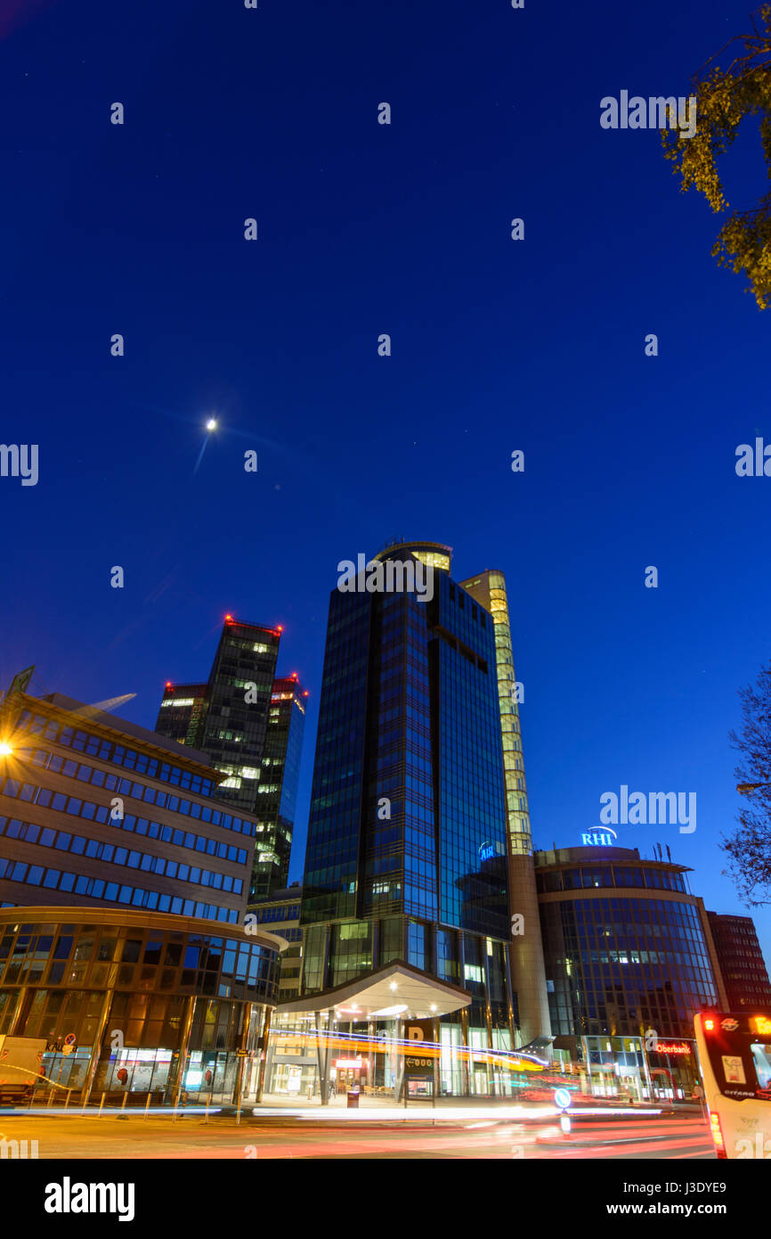 Wienerberg City: Business Park Tower, Vienna Twin Tower, Wien, Wien, 10. Favoriten, Wien, Österreich Stockfoto Wienerberg City: Business Park Tower, Vienna Twin Tower, Wien, Wien, 10. Favoriten, Wien, Österreich Stockfoto