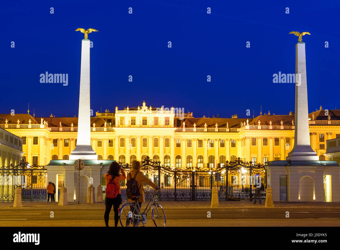 Schloss Schönbrunn Palace Schloss von außen Haupteingang, Wien, Wien, 13. Hietzing, Wien, Österreich Stockfoto