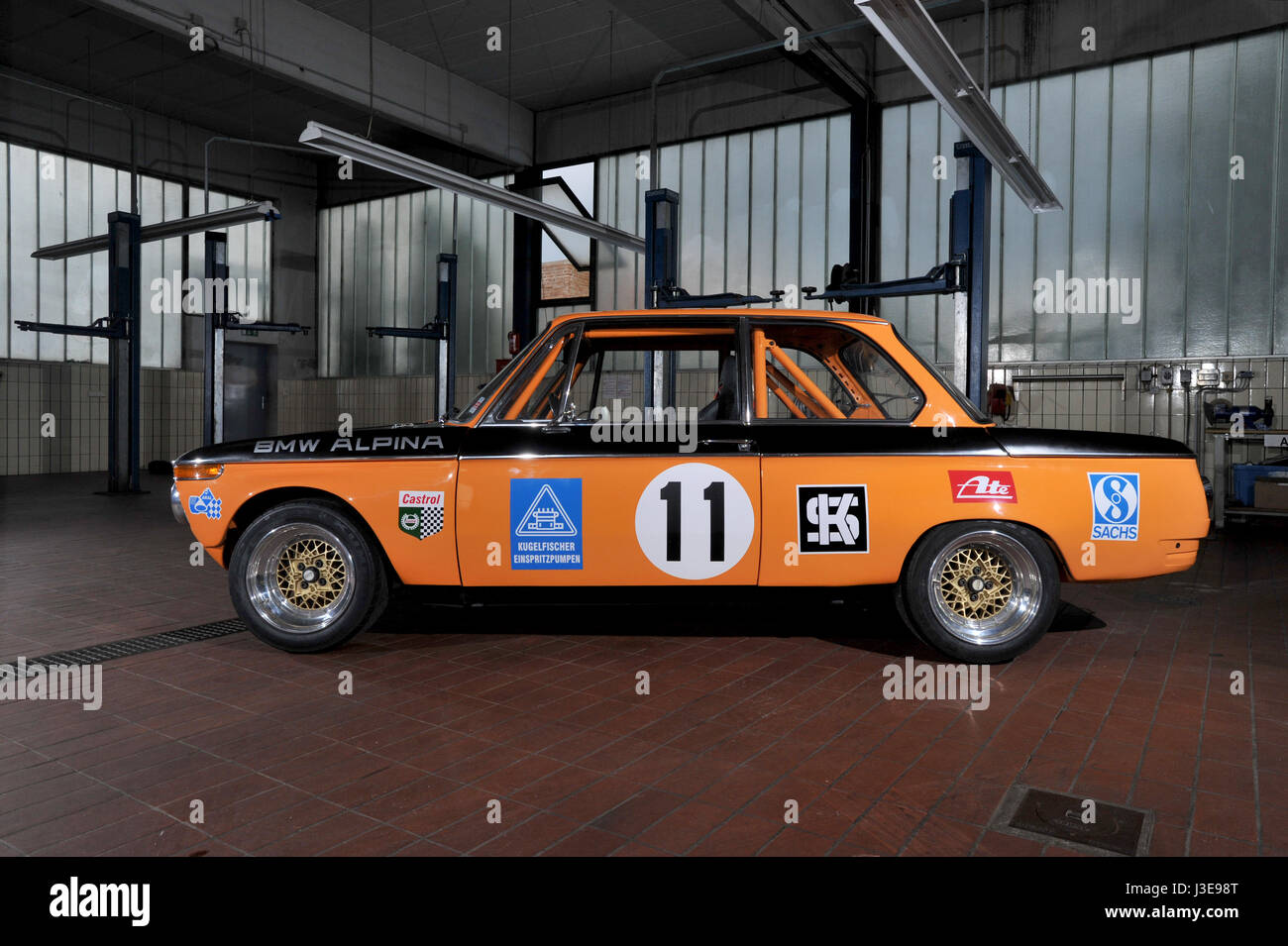 Wunderbar Bmw 2002 Rennwagen Bild