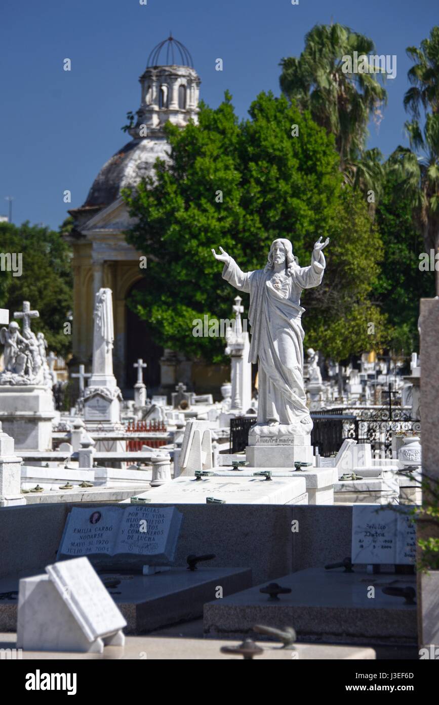 Der Doppelpunkt Friedhof oder der Cementerio de Cristóbal Colón wurde 1876 im Stadtteil Vedado Havanna Kuba gegründet. Stockfoto