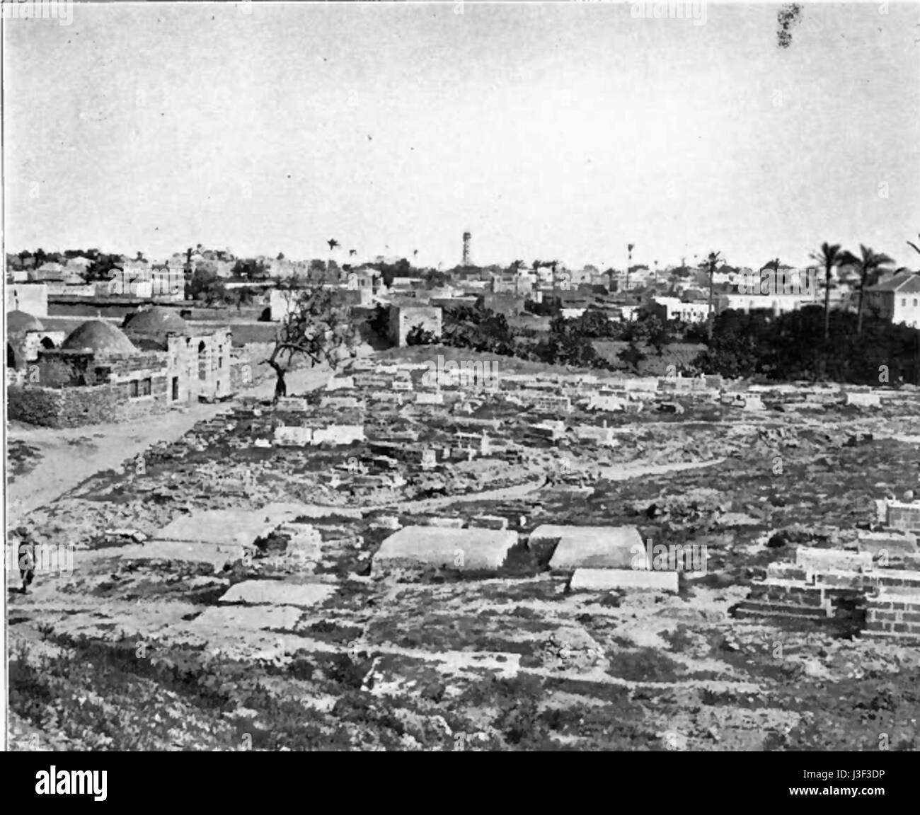 Gazza war 1906 ein zentraler Ort im Nahen Osten, bekannt für seine bedeutende Rolle in der Regionalgeschichte und -Politik. Die Stadt war ein wichtiger kultureller und strategischer Mittelpunkt in der modernen und antiken Welt. Stockfoto