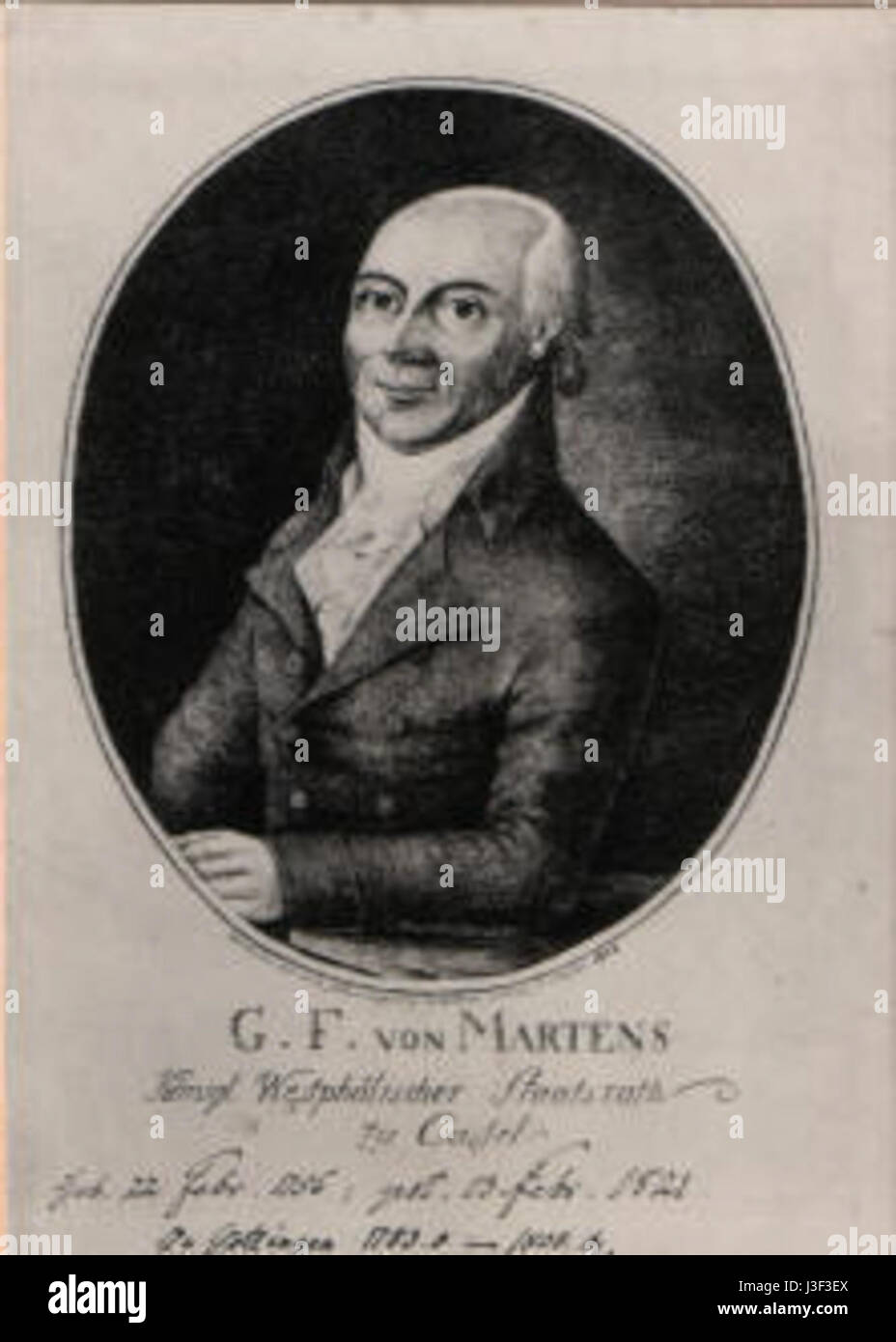 Georg Friedrich von Martens war ein deutscher Jurist und Diplomat im 18. Jahrhundert, bekannt für seine Beiträge zum Völkerrecht. Seine Arbeit konzentrierte sich auf Diplomatie, Verträge und den rechtlichen Rahmen, der die internationalen Beziehungen während seiner Zeit regelte. Stockfoto
