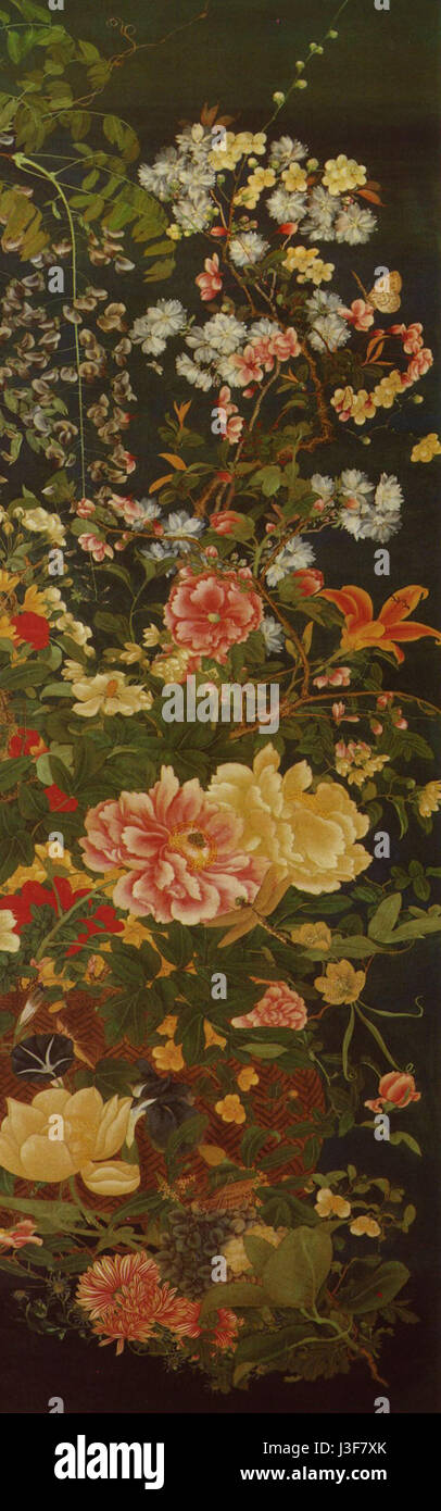 Dieses Kunstwerk von Yanagisawa Kien zeigt eine detaillierte Darstellung von Blumen und Insekten, ein gängiges Thema in der traditionellen japanischen Kunst. Das Gemälde fängt die empfindliche Interaktion zwischen Flora und Fauna ein und zeigt verschiedene Insektenarten inmitten lebendiger Blüten. Das Stück veranschaulicht Kiens Können, die Schönheit der Natur und die Verflechtungen der Natur einzufangen, und spiegelt eine tiefe Wertschätzung für die Natur wider. Stockfoto
