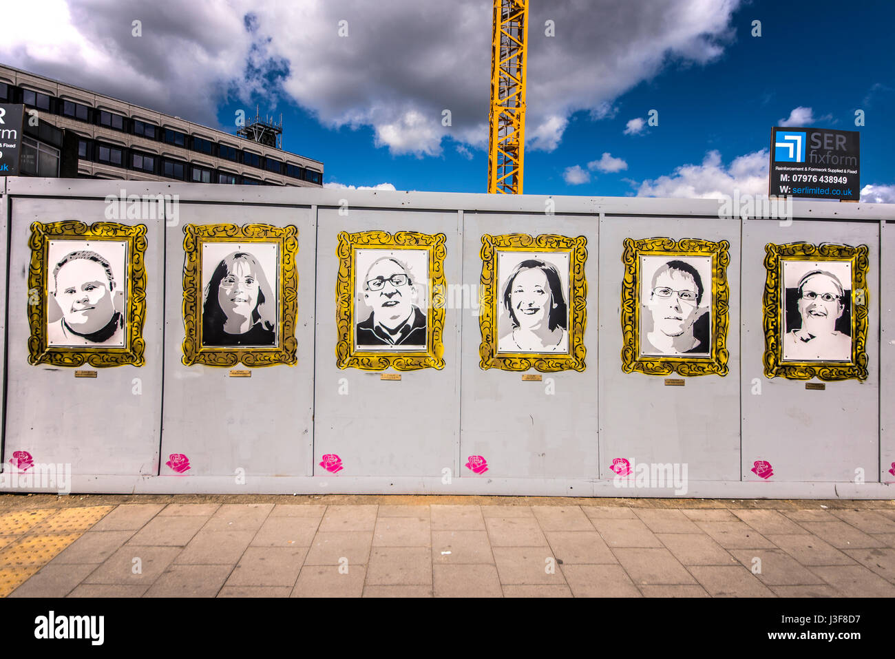 Projekt 49 erkennen uns wurde inspiriert durch die Mencap "Hier bin ich"-Kampagne. Projekt 49 arbeitet in Southend on Sea, Essex mit Menschen mit Lernschwierigkeiten probs Stockfoto