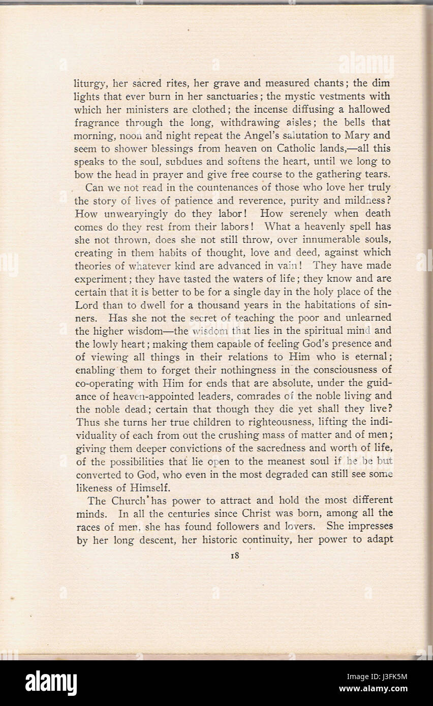 „For Remembrance“, herausgegeben von Agnes Repplier, ist eine Sammlung von Essays, die sich mit Themen der Erinnerung, der Geschichte und des Vergehens der Zeit beschäftigen. Repplierâ reflektierende Prosa bietet einen kontemplativen Blick auf die Rolle des Gedächtnisses bei der Gestaltung individueller und kollektiver Erfahrungen. Diese Arbeit ermutigt Leser, kritisch über die Bedeutung des Erinnerns und Vergessens bei der Gestaltung der menschlichen Identität nachzudenken. Stockfoto