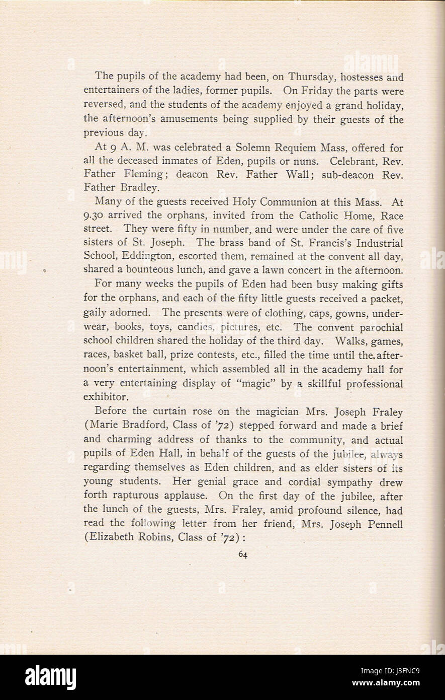 „For Remembrance“, herausgegeben von Agnes Repplier, ist eine Zusammenstellung nachdenklicher Reflexionen über das menschliche Leben, die Erinnerung und das Vergehen der Zeit, die Einblicke in die menschliche Situation bietet. Stockfoto