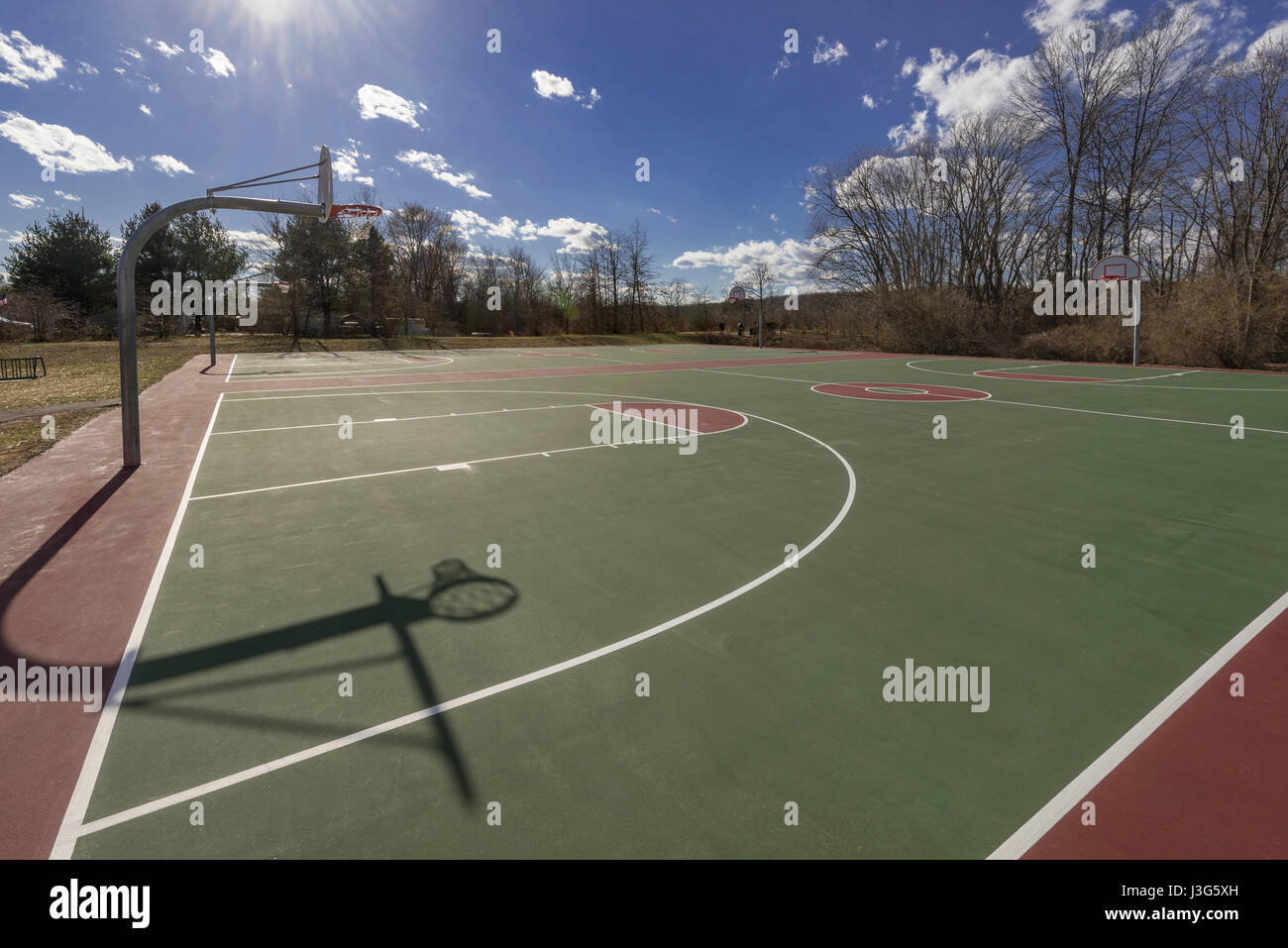 Leere Basketball Court Spielplatz, New Jersey, USA Stockfoto