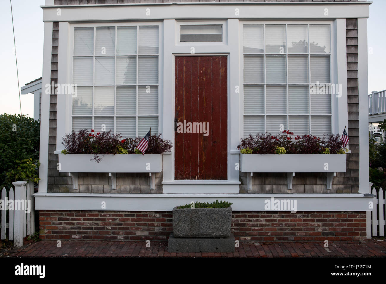 In Provincetown City zu einem Haus in einer Straße anzeigen Stockfoto