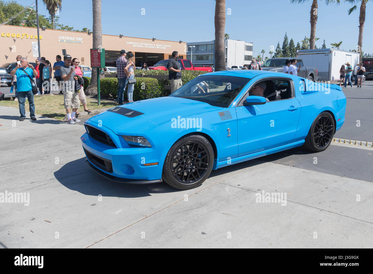 Buena Park, USA - 30. April 2017: Ford Mustang fünften Generation auf dem Display während der fabelhaften Furten Forever Stockfoto