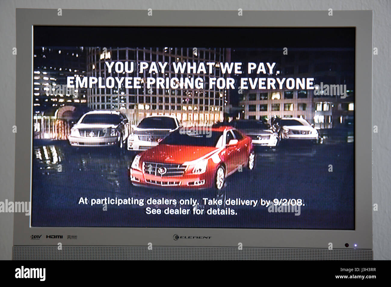 Florida, Fernsehen, Set, TV, Kabel, Kanal, HDTV, digital, Monitor, kommerziell, bezahlte Werbung, Anzeige, Werbung, Anzeige, Auto, Verkauf, Cadillac, Telemarketin Stockfoto