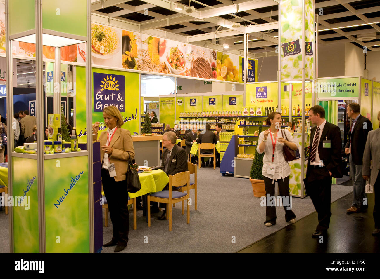 Deutschland, Köln, die ANUGA Speisen und Getränke-Messe auf dem Messegelände im Stadtteil Deutz, Stand der Firma Bio-Zentrale. Stockfoto