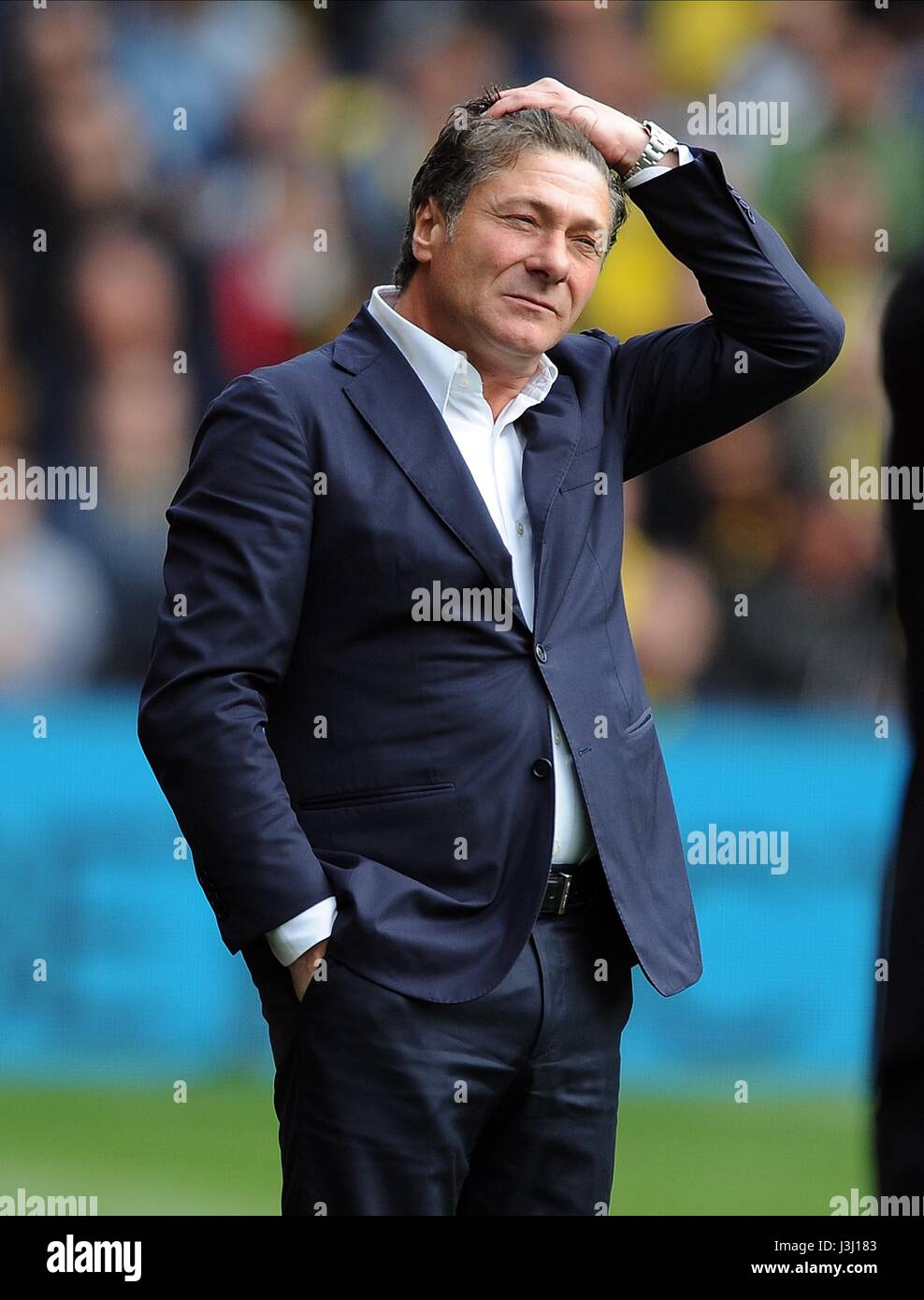 WATFORD-MANAGER WALTER MAZZARR WATFORD V CHELSEA VICARAGE ROAD Stadion WATFORD ENGLAND 20. August 2016 Stockfoto