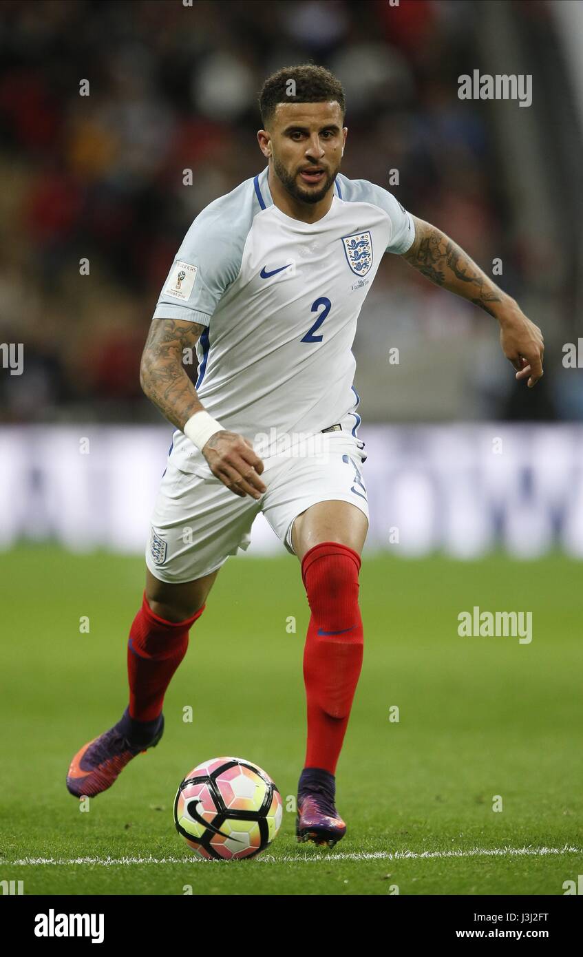 KYLE WALKER ENGLAND WEMBLEY LONDON ENGLAND 8. Oktober 2016 Stockfoto