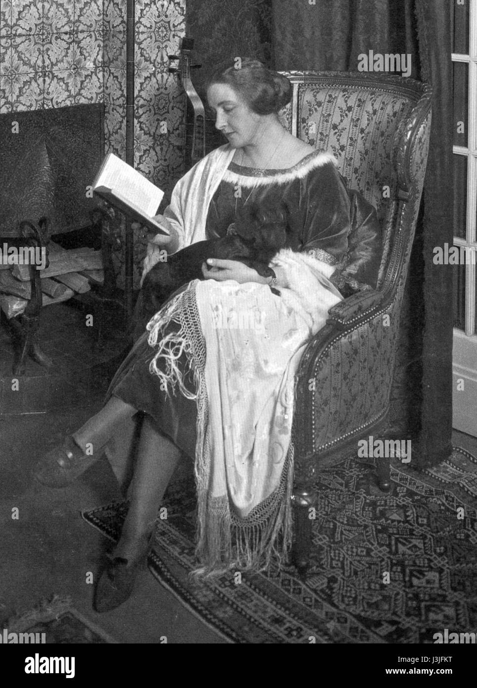 Henny Porten war eine bekannte deutsche Schauspielerin und 1922 eine prominente Figur im Stummkino, bekannt für ihre Auftritte in verschiedenen deutschen Filmen. Stockfoto
