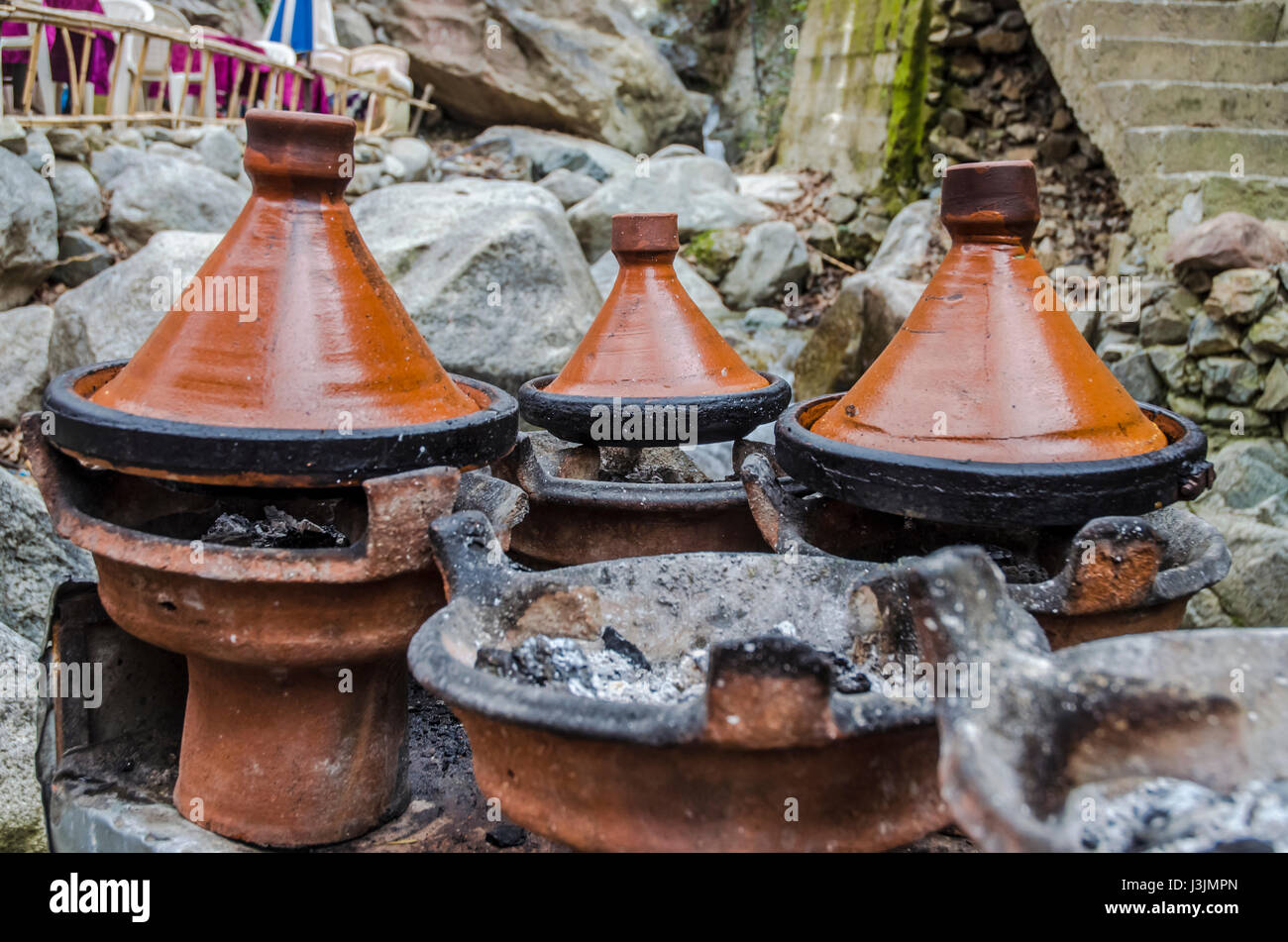 Ourika Tal Tajine Töpfen Stockfoto