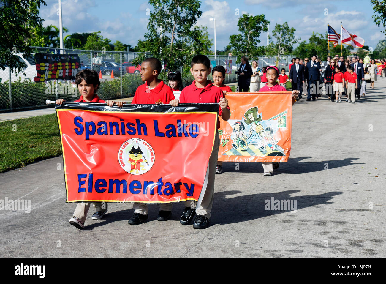 Miami Florida, Spanish Lake Elementary School, Internationaler Spaziergang zum Schultag, Studenten Bildung Schüler Jugend, Sicherheitsposter Wettbewerb, Parade, mult Stockfoto