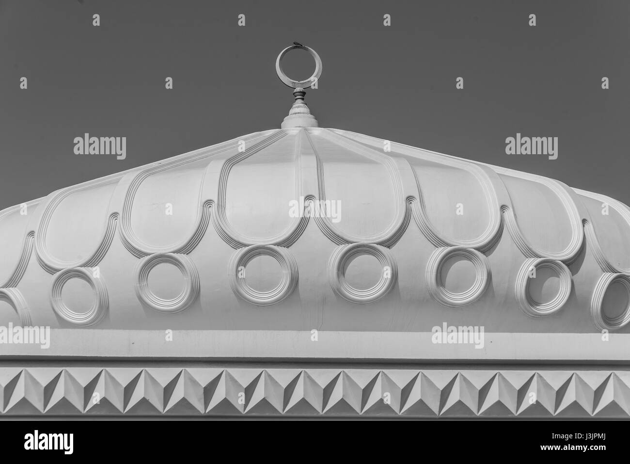 Alfarooq Moschee oder Masjid Al Farooq. Befindet sich im historischen Viertel Al Fahidi (Al Bastakiya) Stockfoto