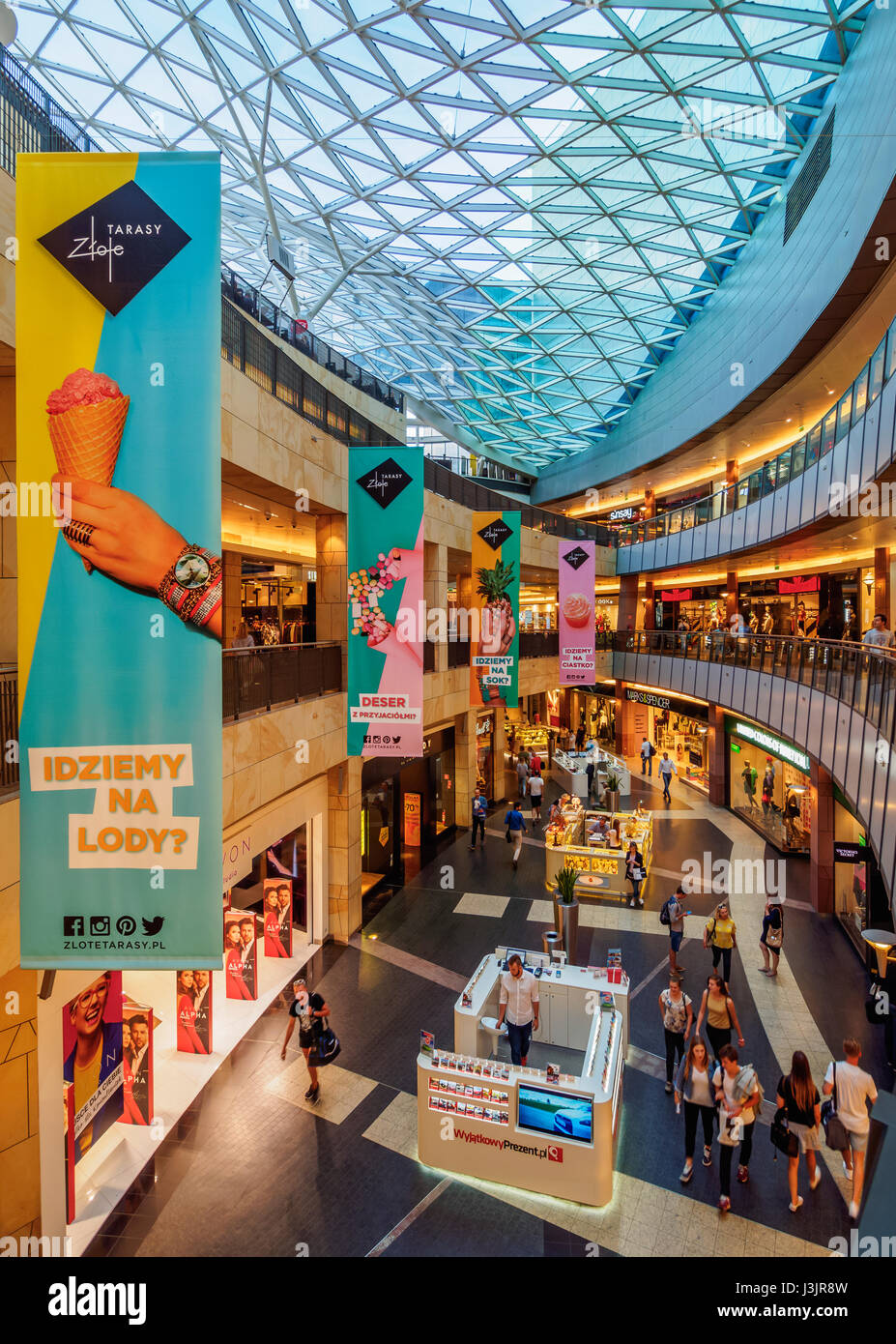 Masovian Voivodeship, Warschau, Polen, City Center, Goldene Terrassen-Shopping-Mall innen Stockfoto