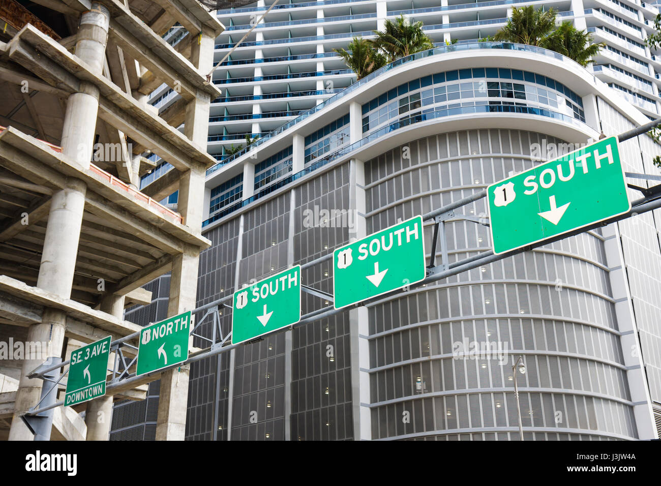 Miami Florida, SE 2nd Avenue, unter Neubau Baumeister, Wohngebäude, Hochhaus Wolkenkratzer Gebäude US1, Stockfoto