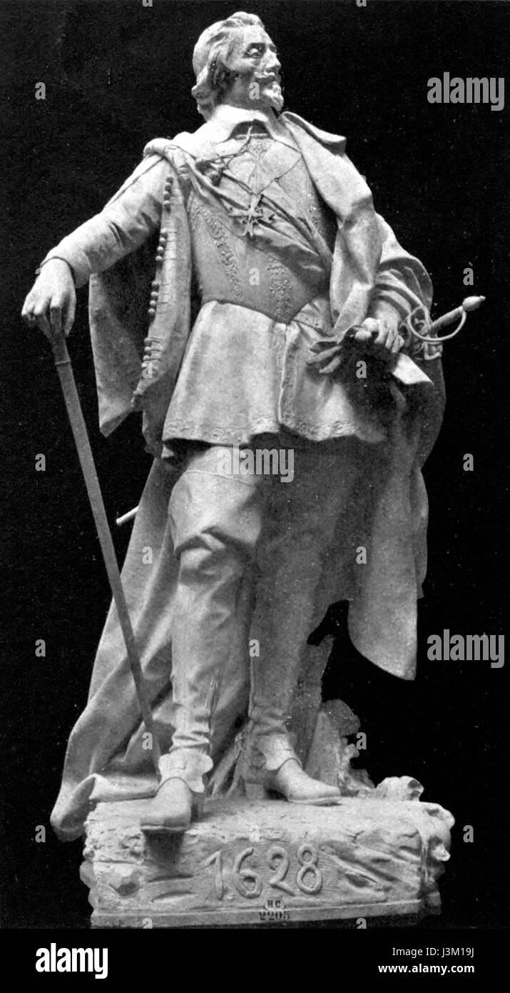 Dieses Bild ist ein Porträt von Kardinal Richelieu in La Rochelle, das von Henri Allouard geschaffen wurde. Richelieu, ein französischer Geistlicher und Staatsmann, spielte eine entscheidende Rolle bei der Stärkung der Monarchie und der Zentralisierung Frankreichs während des frühen 17. Jahrhunderts. Stockfoto