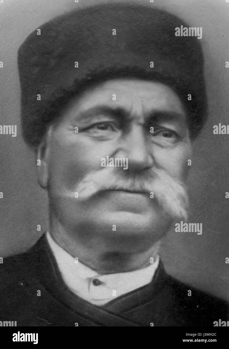 Gocho Stojchev ist eine zeitgenössische Persönlichkeit auf dem Gebiet der bildenden Kunst, die für seine innovativen Arbeiten bekannt ist. Sein künstlerischer Stil verbindet traditionelle Techniken mit modernen Einflüssen und erforscht Themen wie Identität, Erinnerung und kulturelles Erbe. Stojchevs Werk zeichnet sich durch seinen kühnen Ausdruck und die Erforschung visueller Narrative aus. Stockfoto