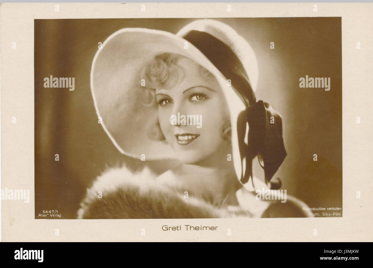 Gretl Theimer, der 1930 in einem Film von Silva Film zu sehen war, war wahrscheinlich eine Schauspielerin oder eine bemerkenswerte Figur in der deutschen Kinoindustrie des frühen 20. Jahrhunderts. Der Ross Verlag bezieht sich auf einen Verlag, der im selben Zeitraum in der Kino- oder Filmproduktion tätig ist. Stockfoto