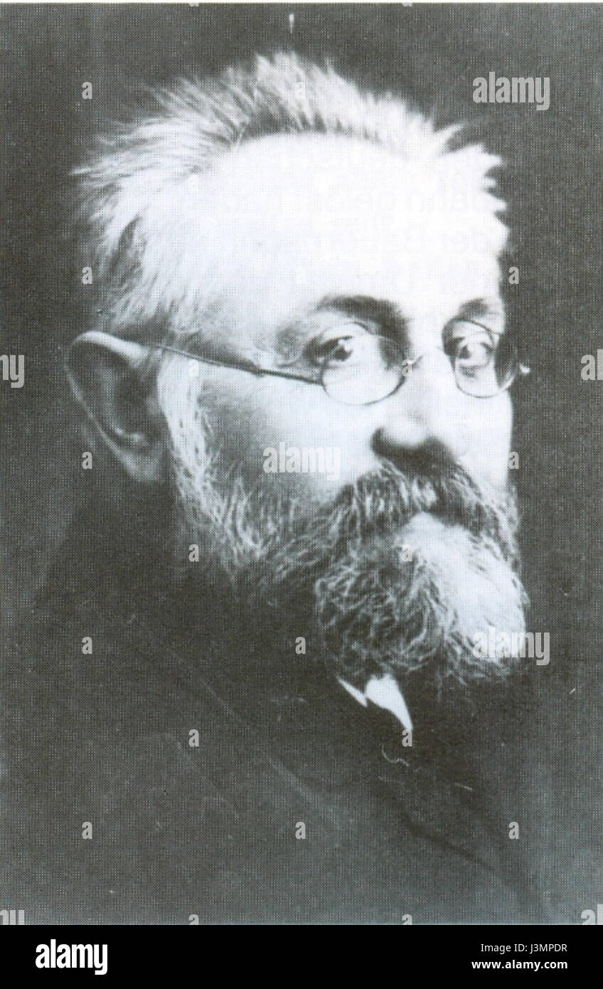 Heinrich Cordes war eine bemerkenswerte Persönlichkeit auf seinem Gebiet und trug maßgeblich durch seine Arbeit bei, die oft als Beispiel für Innovation und Hingabe angesehen wurde. Seine Beiträge beeinflussten verschiedene Aspekte seiner Branche und hinterließen ein dauerhaftes Erbe, das sich in modernen Praktiken widerspiegelt. Cordes' Arbeit wird auf ihre Auswirkungen auf Techniken, Methoden und allgemeine Entwicklung in diesem Bereich untersucht. Stockfoto